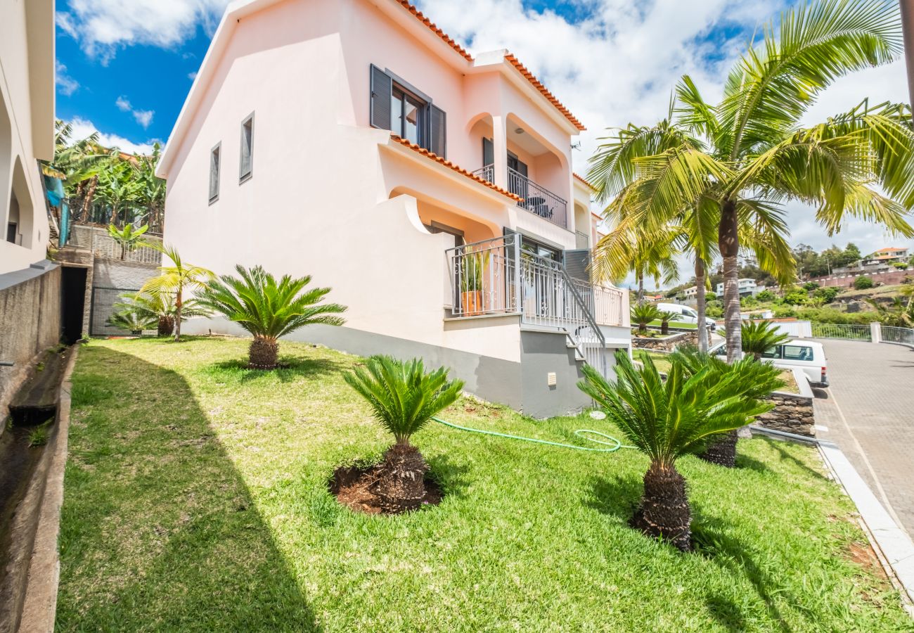Casa em Ponta do Sol - Atlantic Ocean Breeze by Zest&Guest