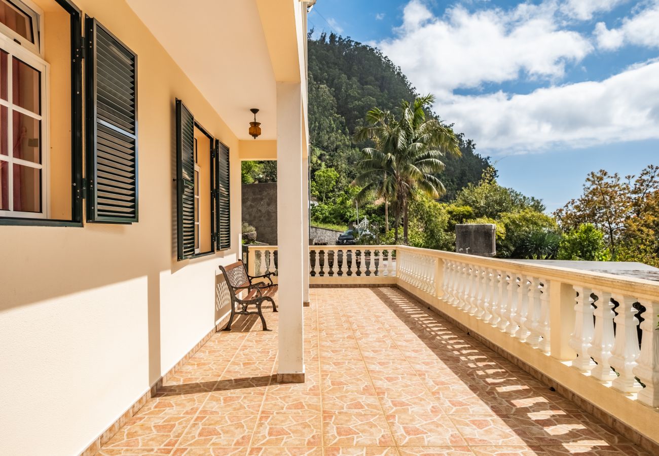 Casa em Ribeira Brava - Valley Nest by Zest and Guest