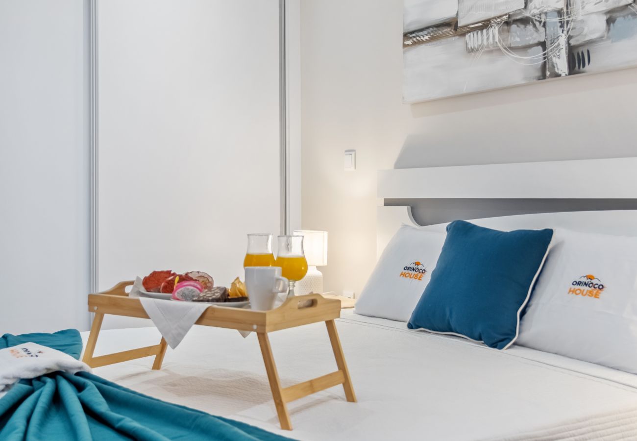 Apartamento em Calheta - Orinoco Sunset House II - Private Pool & Garden