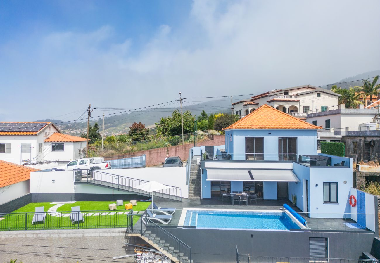 Apartamento em Calheta - Orinoco Sunset House II - Private Pool & Garden