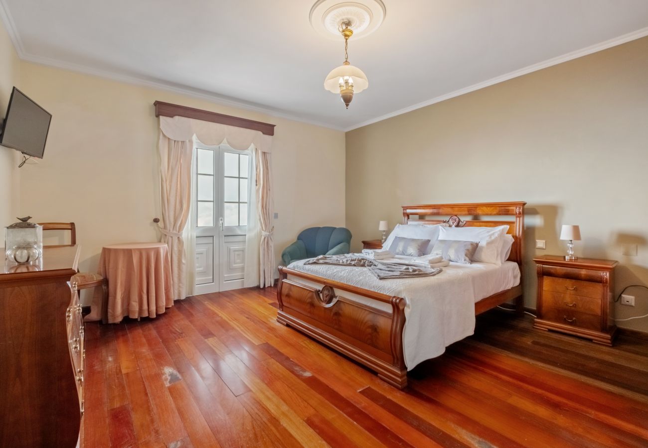 Apartamento em Câmara de Lobos - Ocean Hill View By Zest&Guest