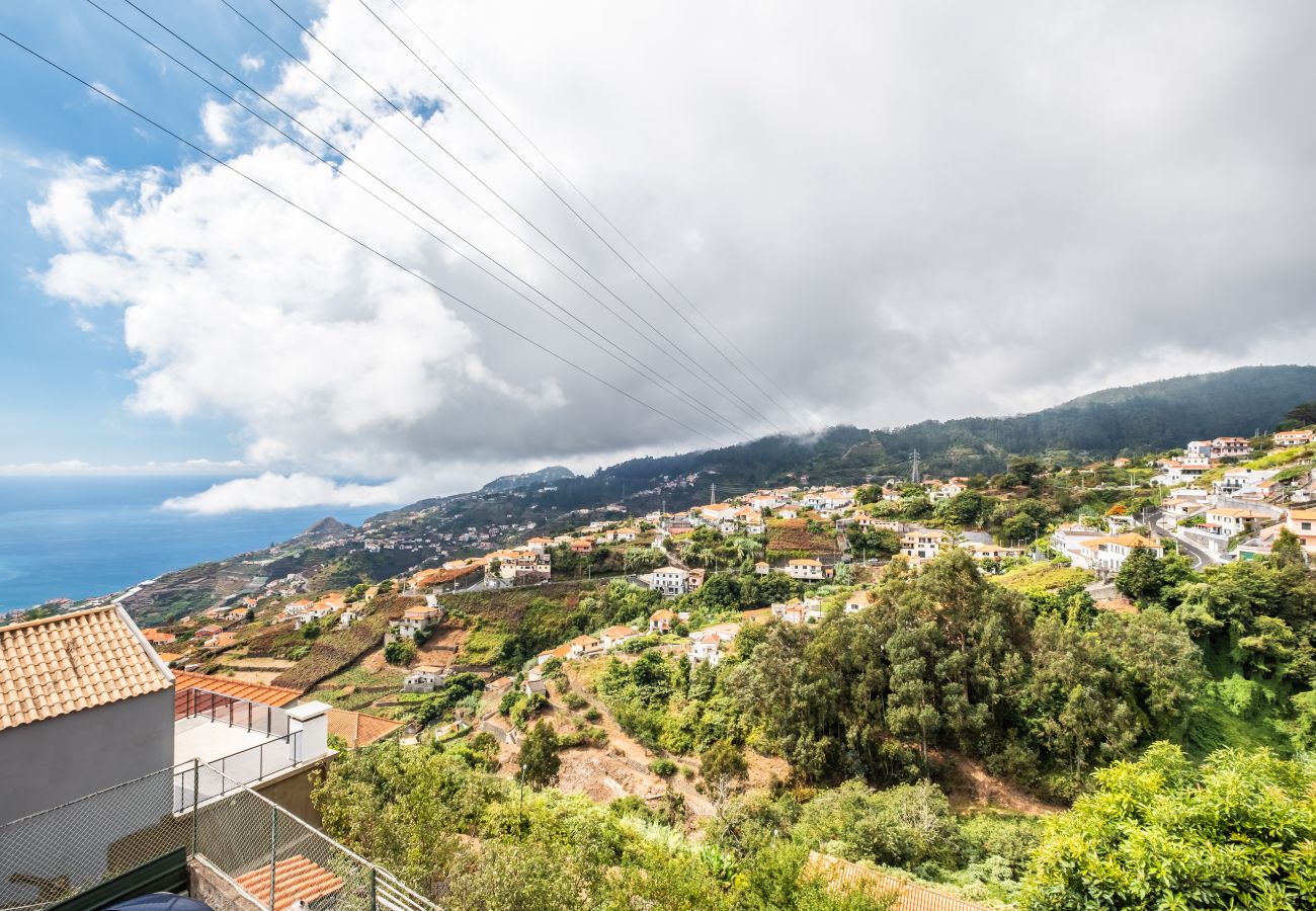 Apartamento em Câmara de Lobos - Ocean Hill View By Zest&Guest