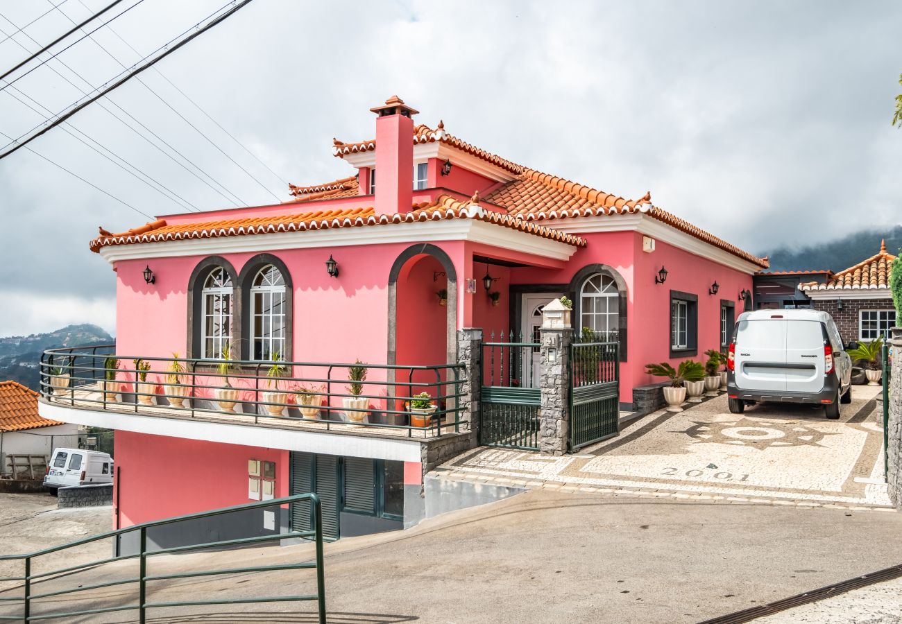 Apartamento em Câmara de Lobos - Ocean Hill View By Zest&Guest