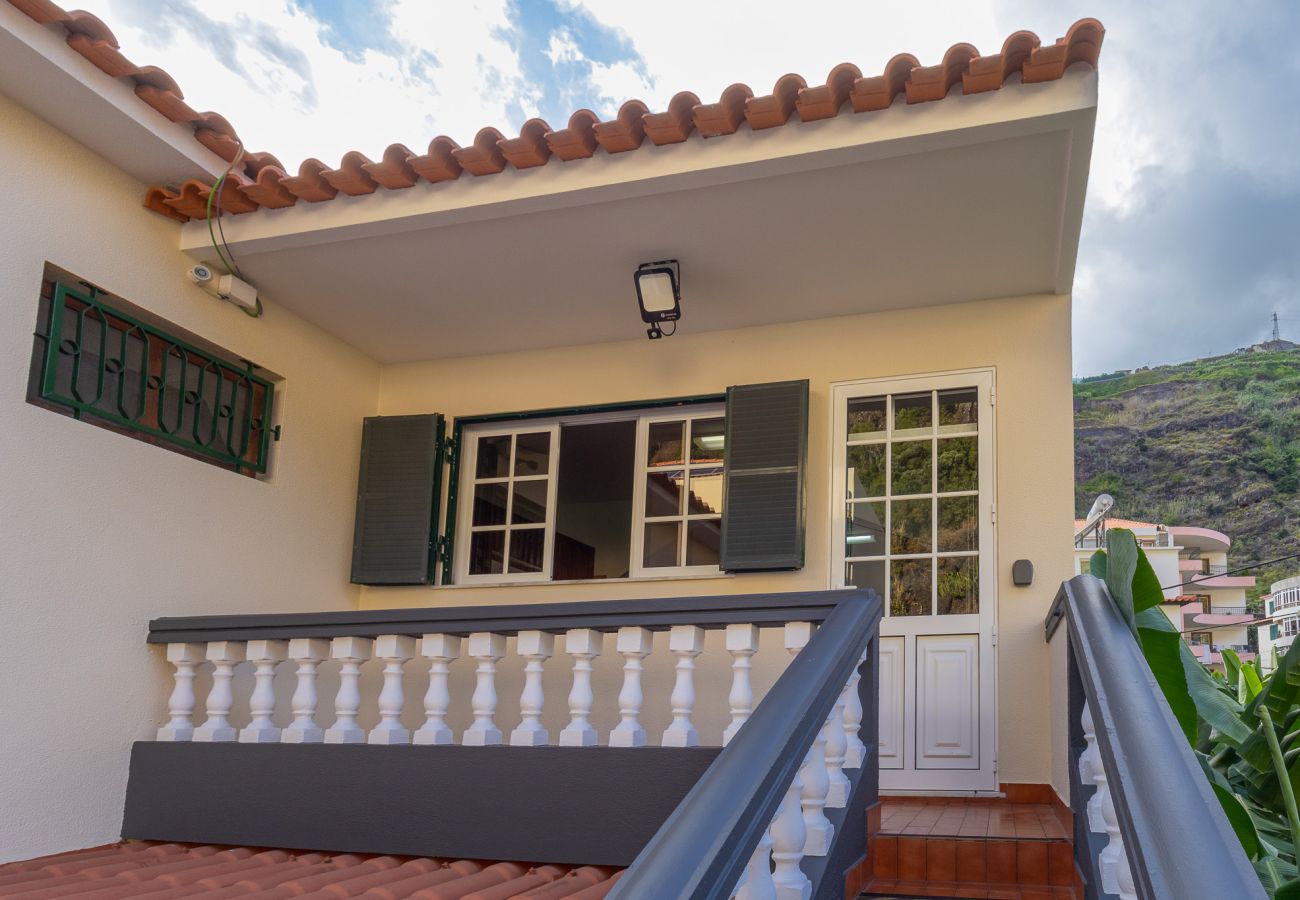 Apartamento em Ribeira Brava - Santa Bárbara House by Zest&Guest