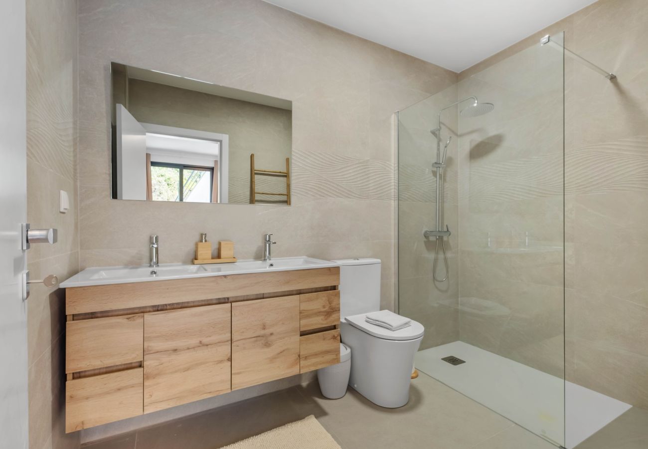 Apartamento em Ribeira Brava - Atlantic Pebble APT I