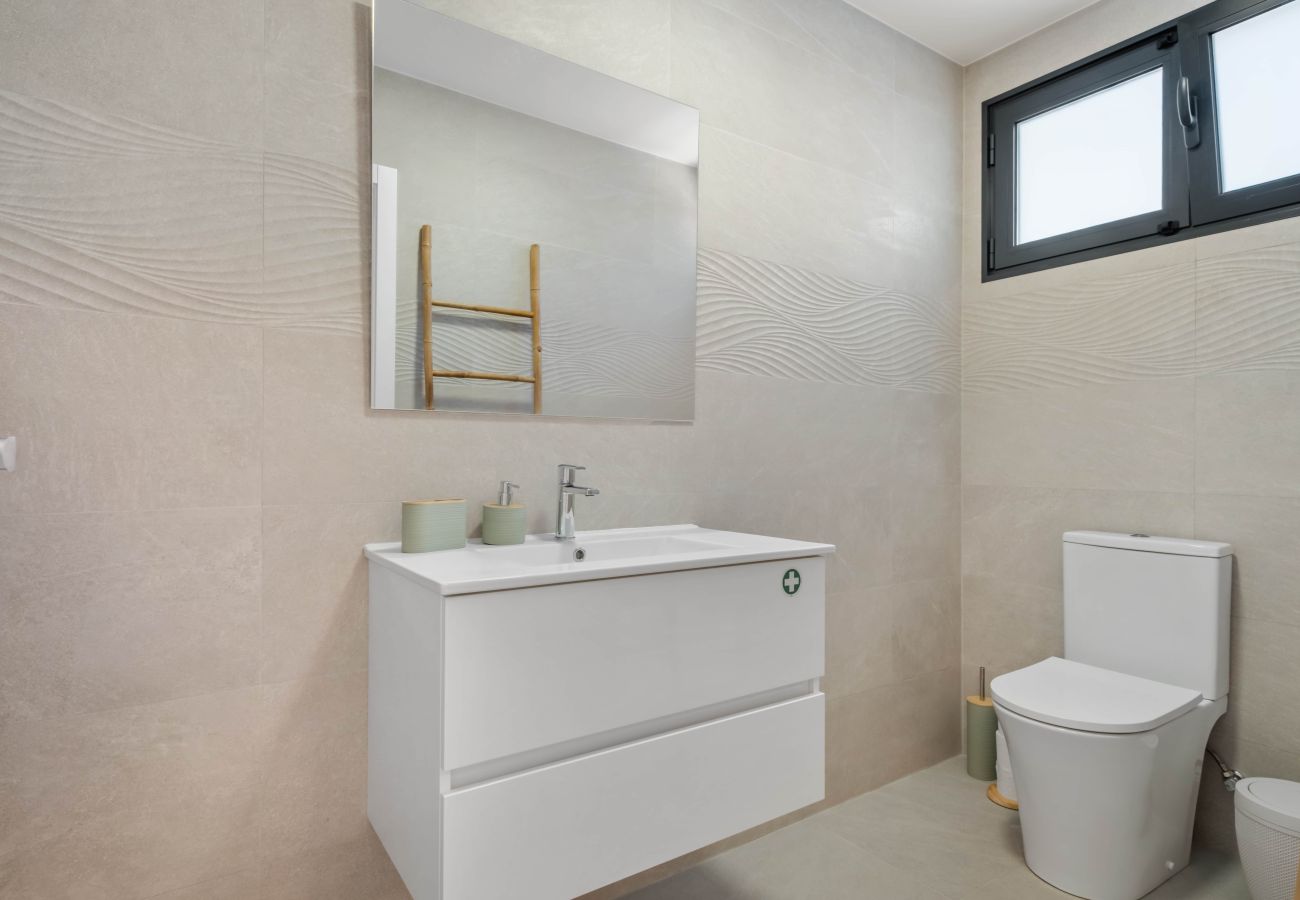 Villa in Ribeira Brava - Atlantic Pebble Villa