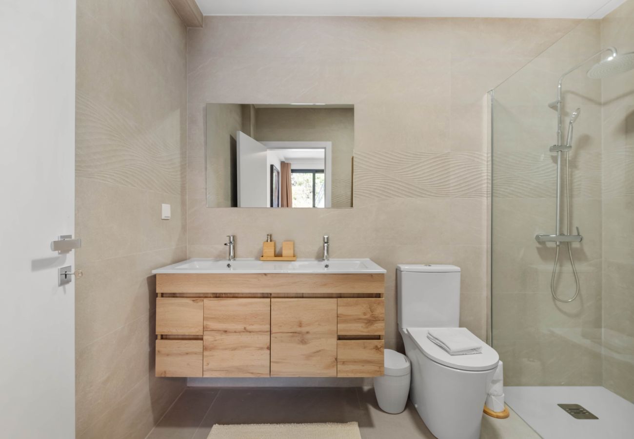 Villa in Ribeira Brava - Atlantic Pebble Villa