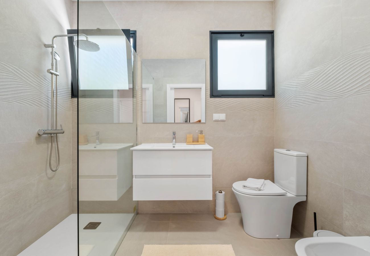 Villa in Ribeira Brava - Atlantic Pebble Villa