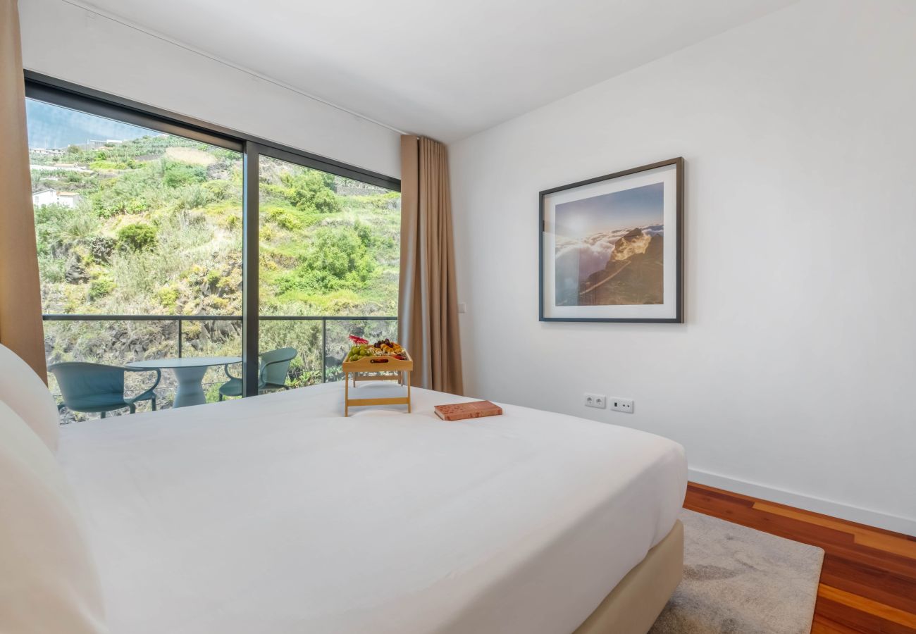 Villa in Ribeira Brava - Atlantic Pebble Villa