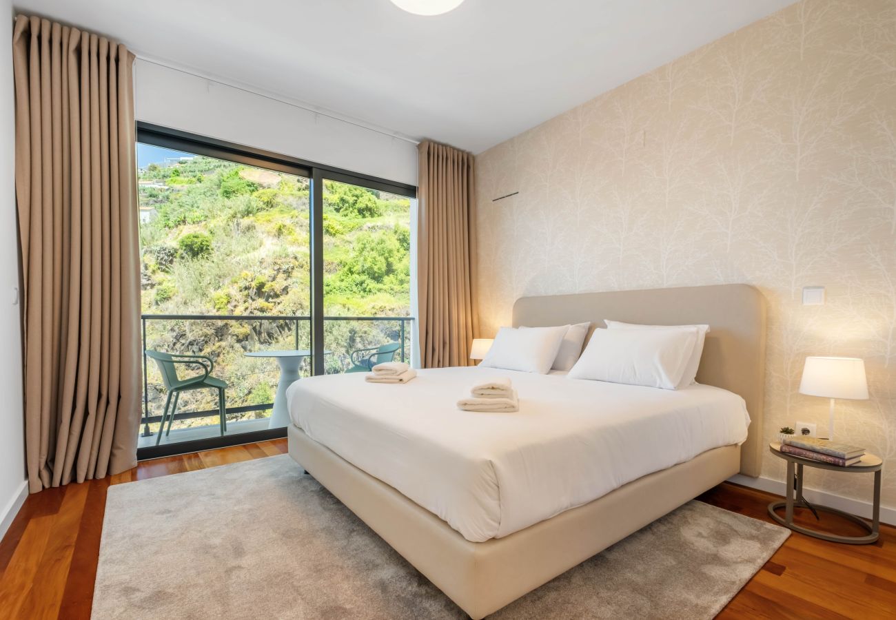 Villa in Ribeira Brava - Atlantic Pebble Villa