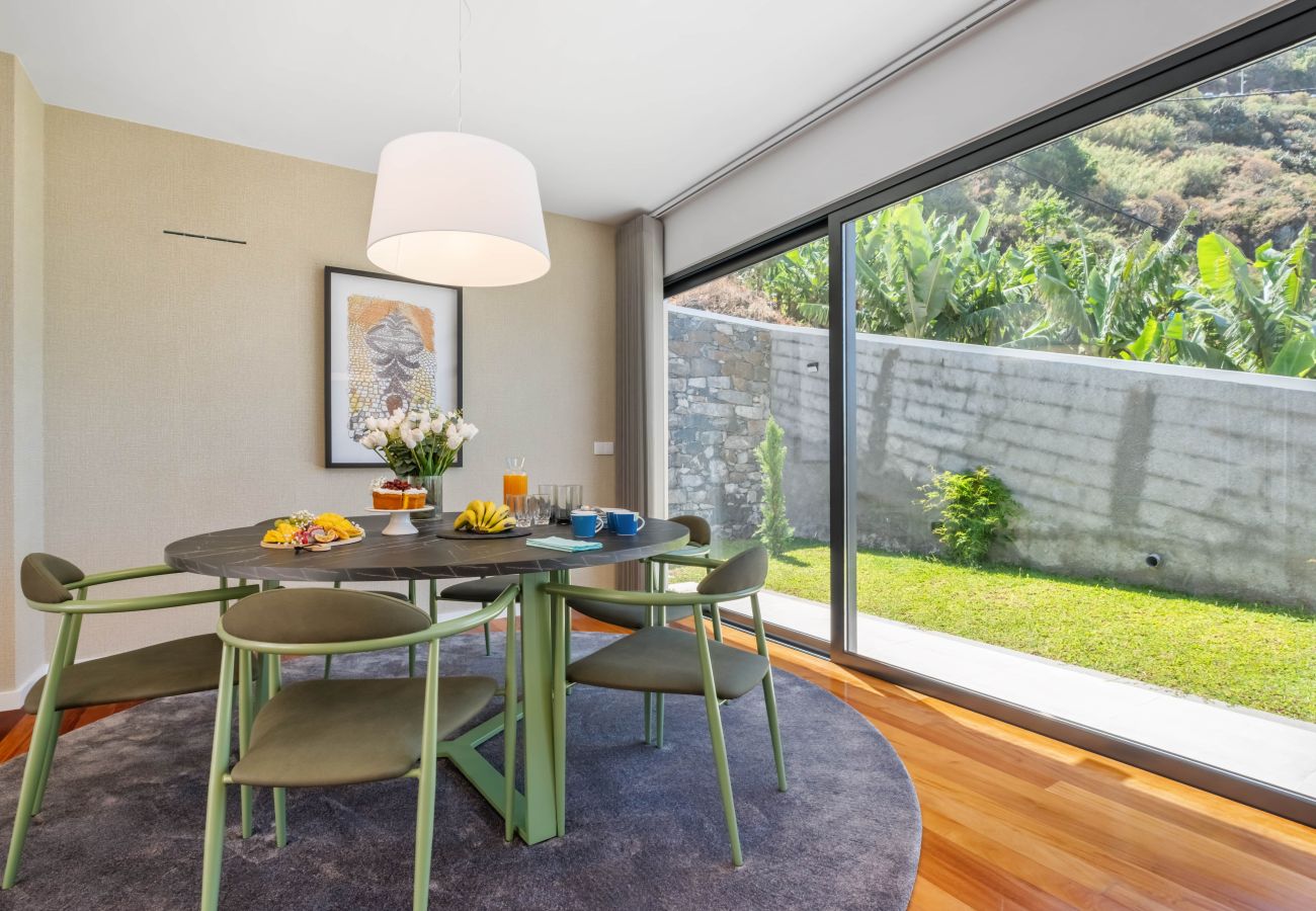 Villa in Ribeira Brava - Atlantic Pebble Villa