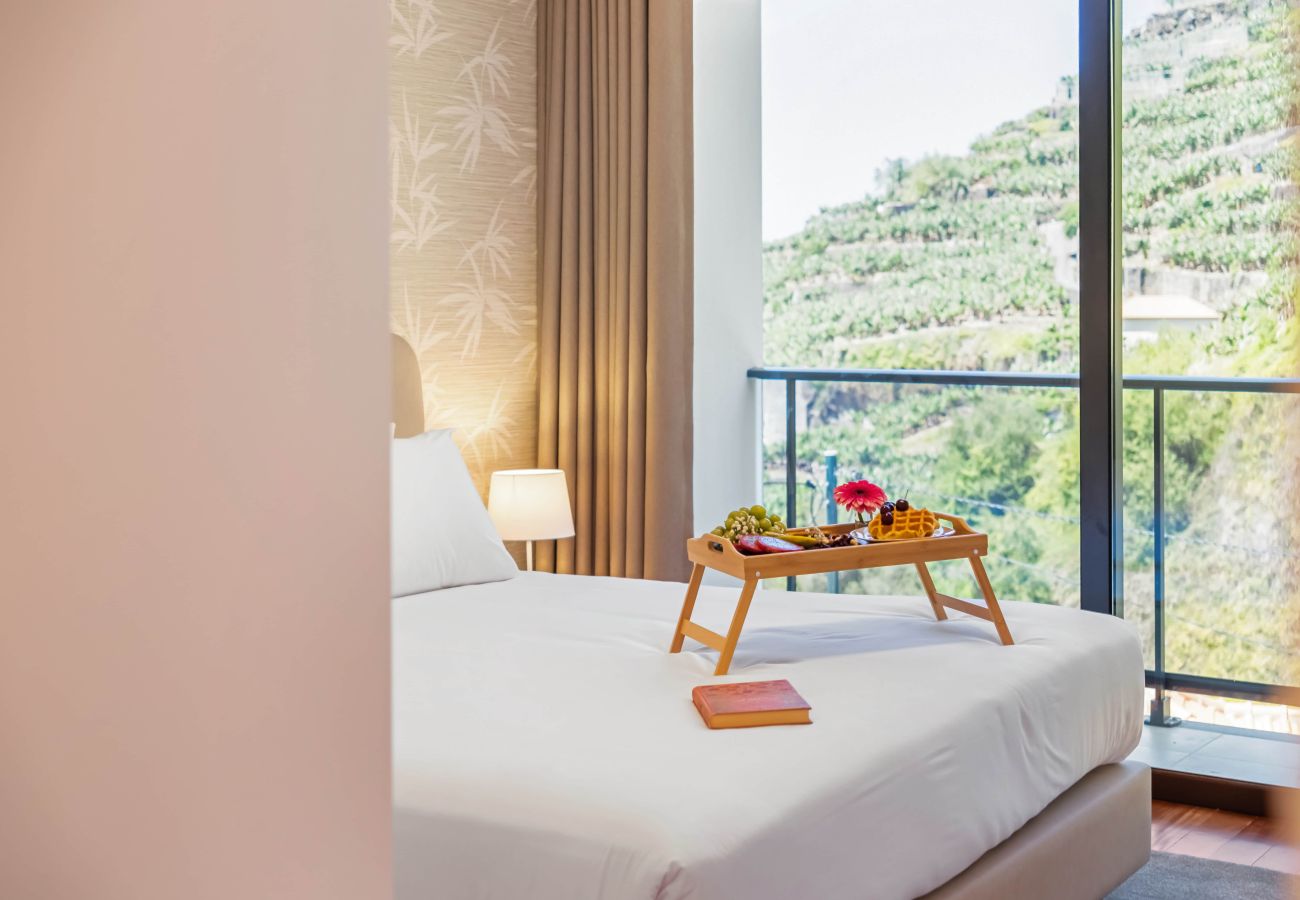 Villa in Ribeira Brava - Atlantic Pebble Villa