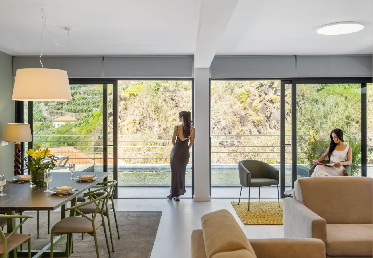 Villa in Ribeira Brava - Atlantic Pebble Villa