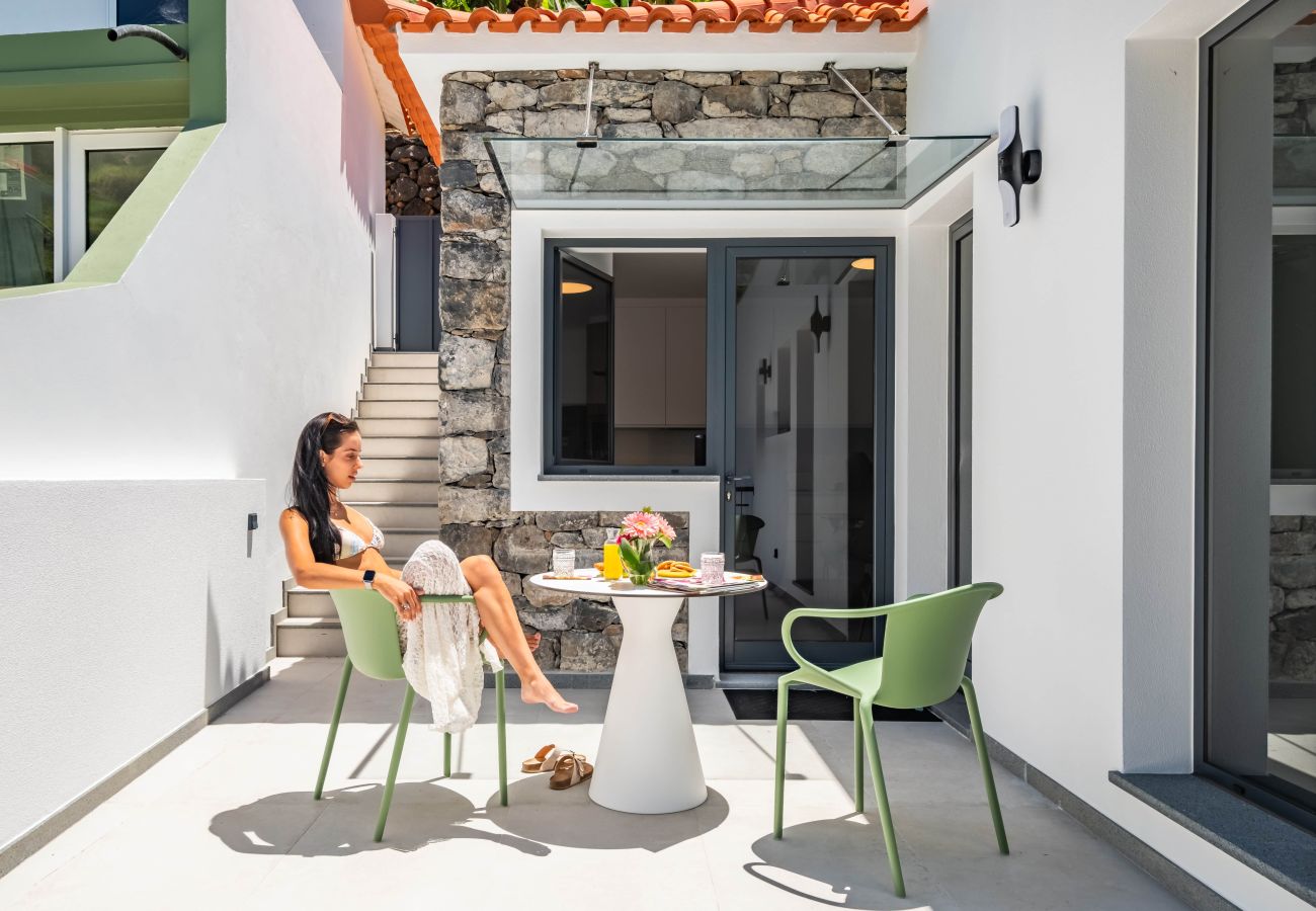 Villa in Ribeira Brava - Atlantic Pebble Villa