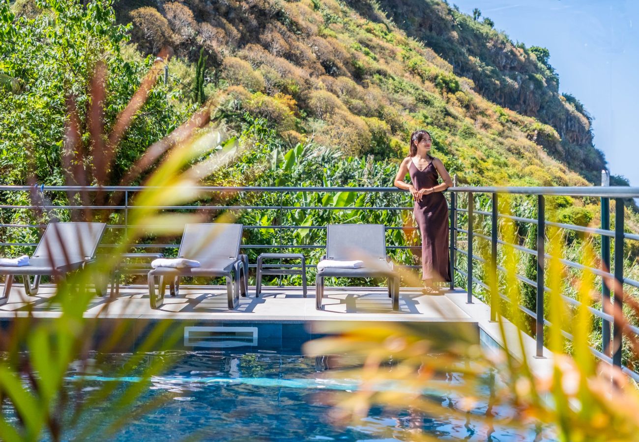Villa in Ribeira Brava - Atlantic Pebble Villa