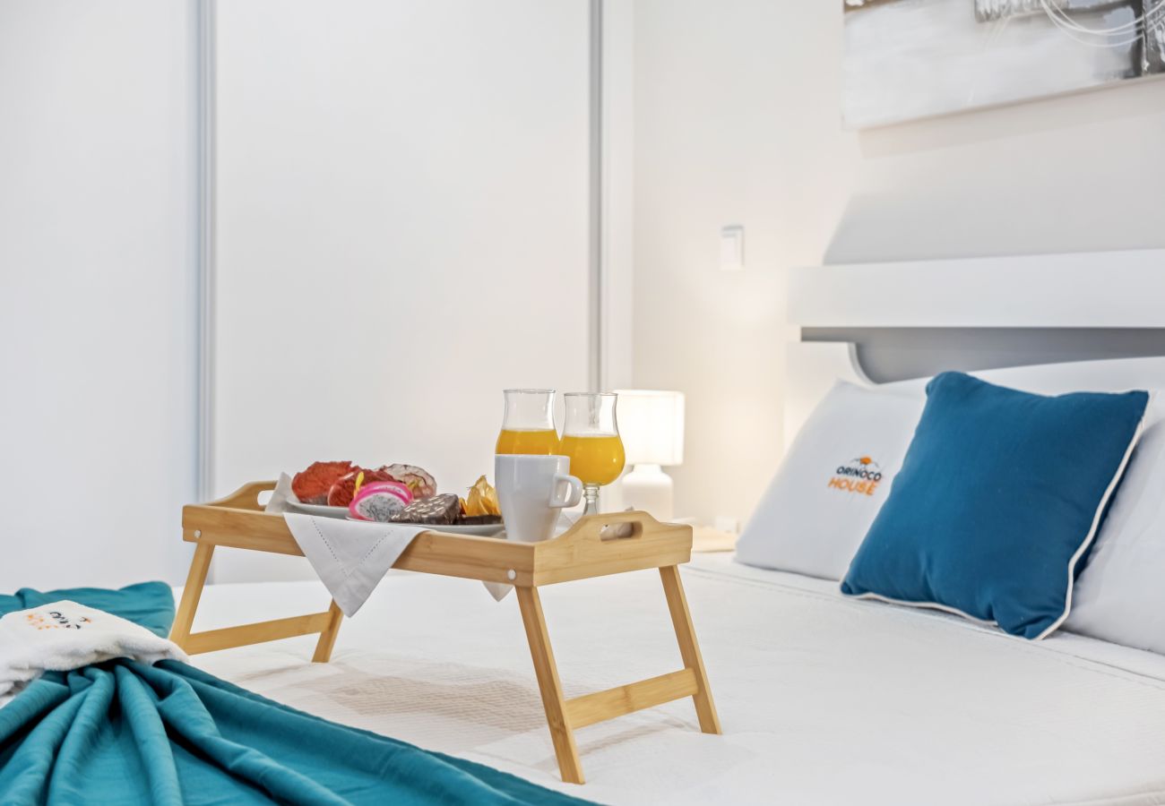 Apartment in Calheta - Orinoco Sunset House II - Private Pool & Garden