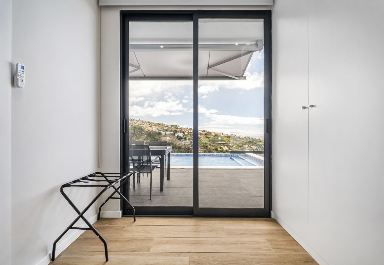 Apartment in Calheta - Orinoco Sunset House II - Private Pool & Garden