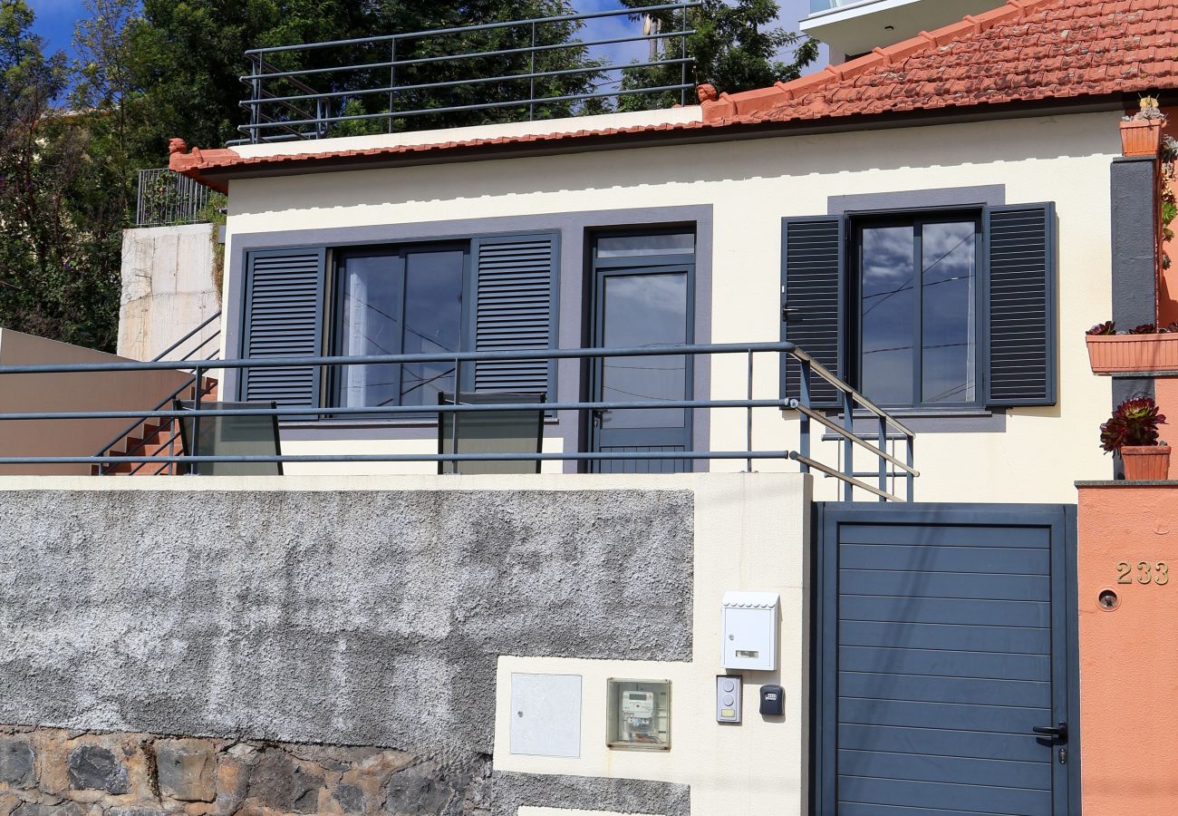 House in Funchal - Moradia Bela Vista by Zest & Guest