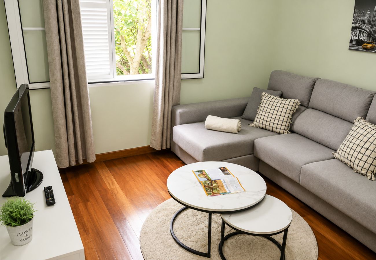 House in Funchal - Smile House by Zest and Guest