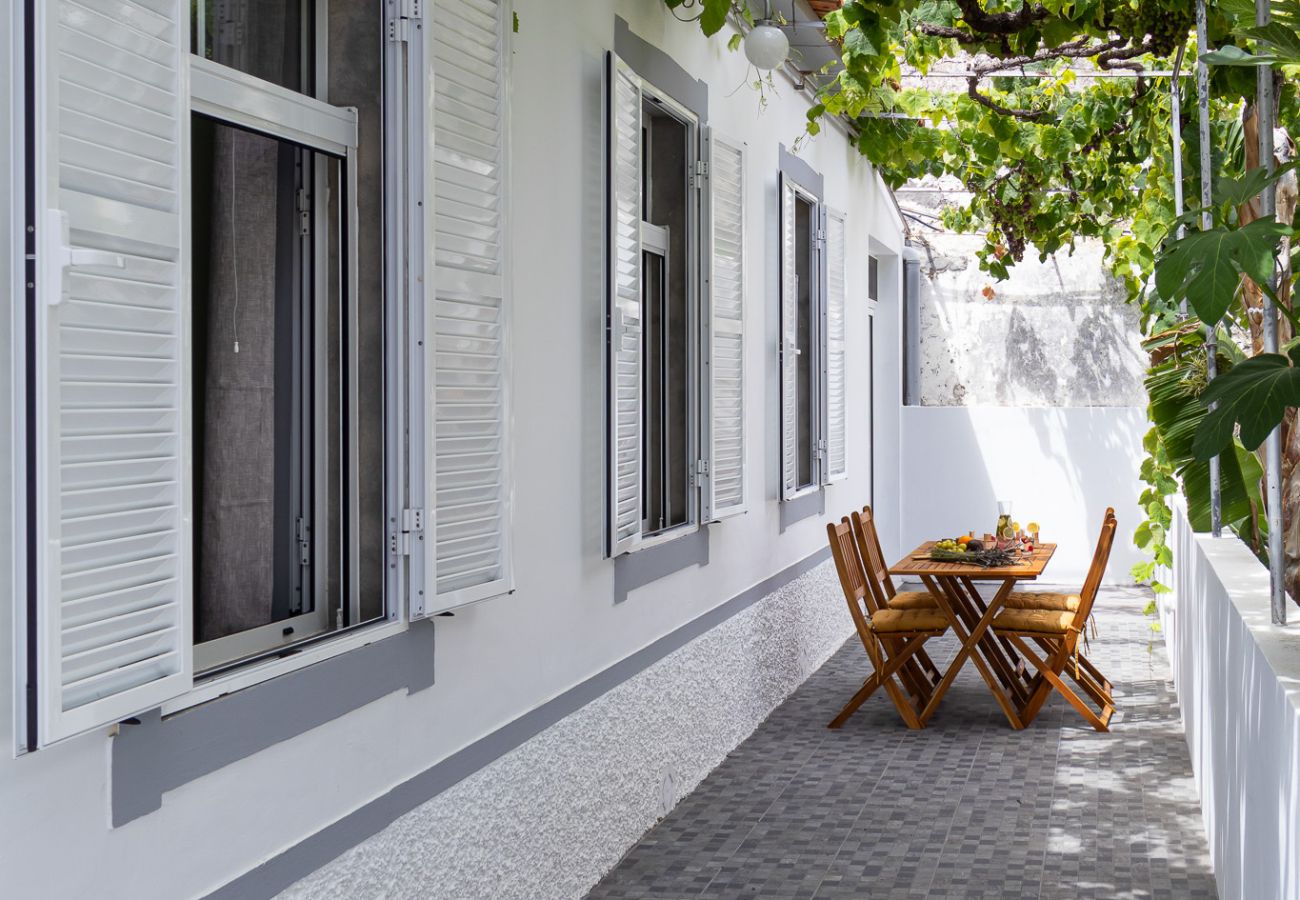 House in Funchal - Smile House by Zest and Guest